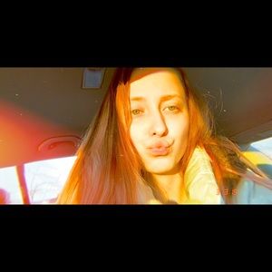 Meet your Posher, Abby